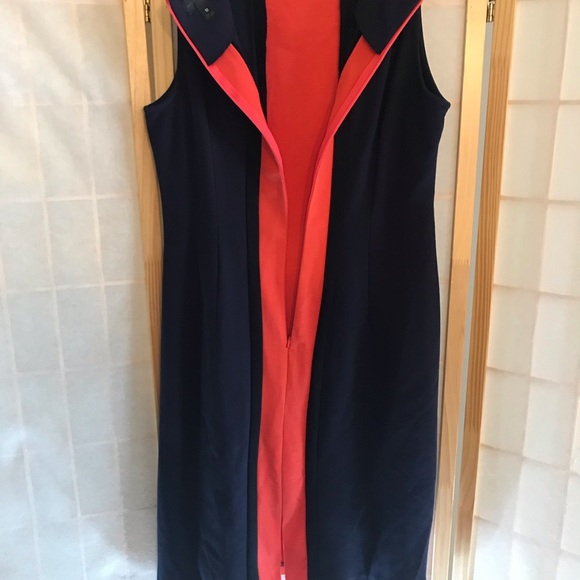 Dress - Picture 4 of 8